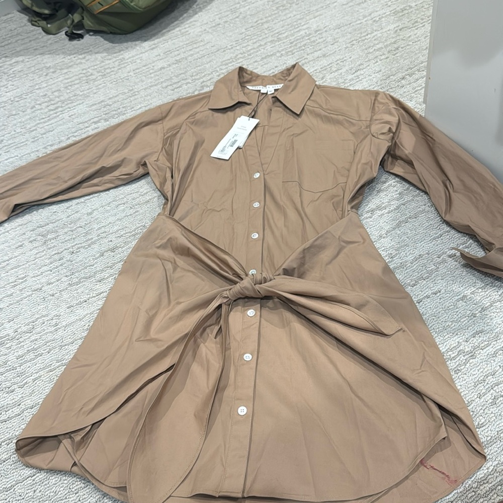 Veronica Beard
Roanoke Shirt Dress